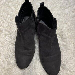 Ankle bootie | Sz 8 | Color: Gray